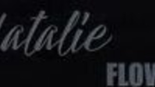 Пока муж спит - его русская жена дает в жопу любовнику